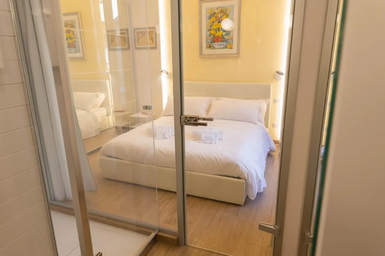 Colosseo Brightful Apartment With Rooftop Rome