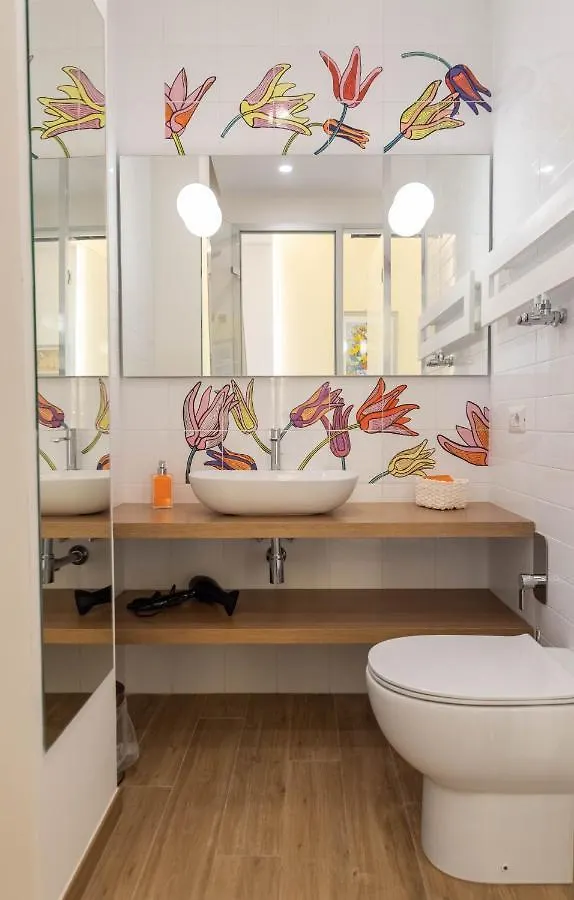 Colosseo Brightful Apartment With Rooftop Rome