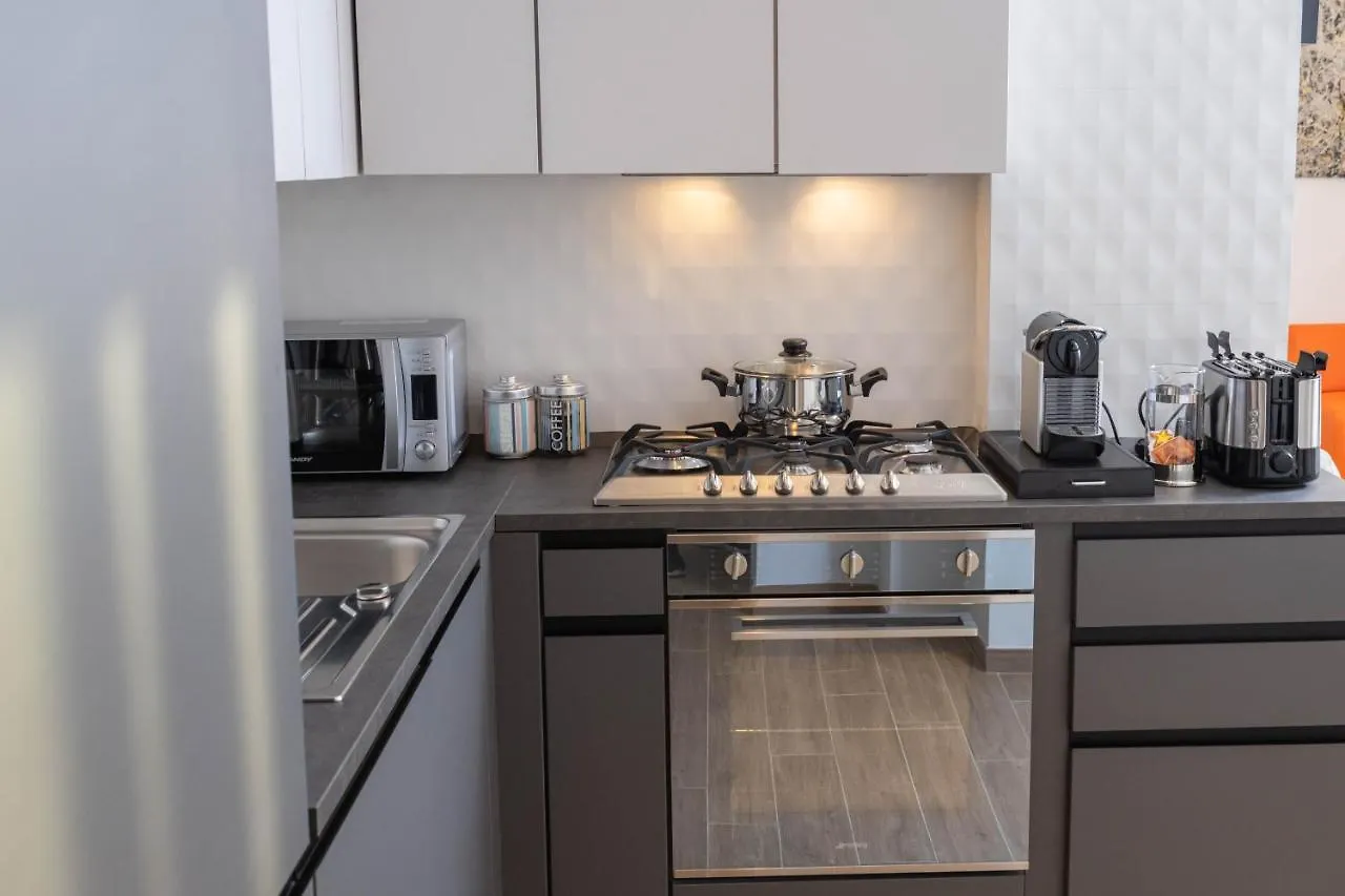 Colosseo Brightful Apartment With Rooftop Rome Italie