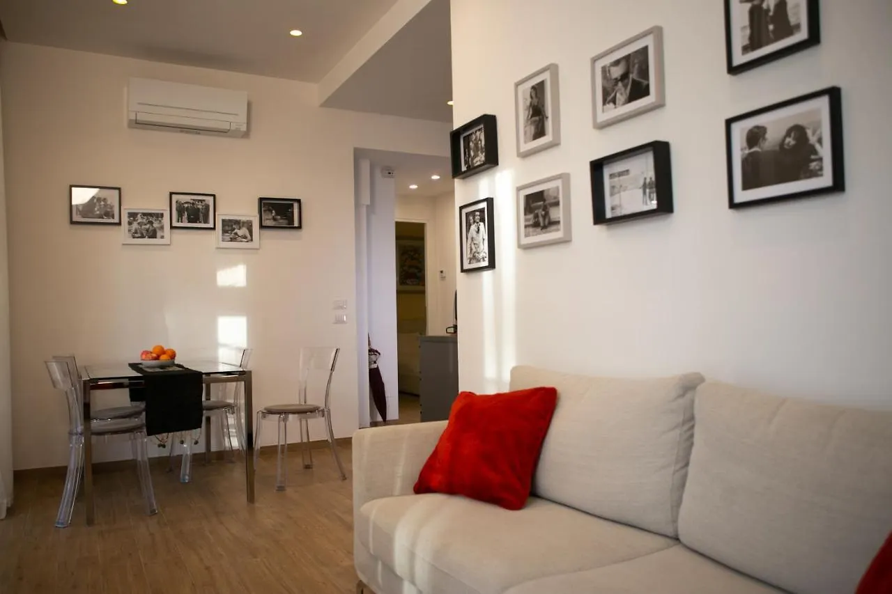 Colosseo Brightful Apartment With Rooftop Rome