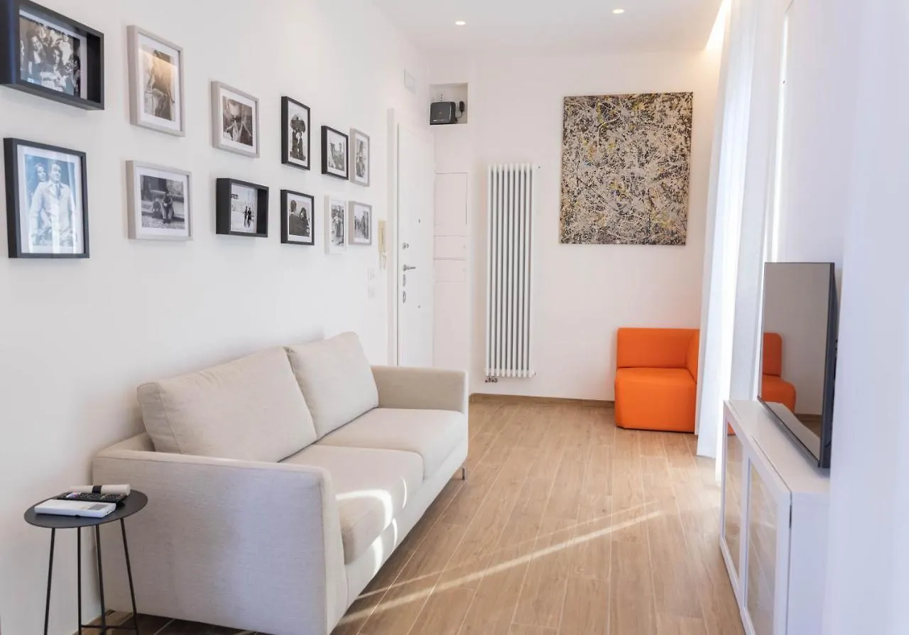 Colosseo Brightful Apartment With Rooftop Rome
