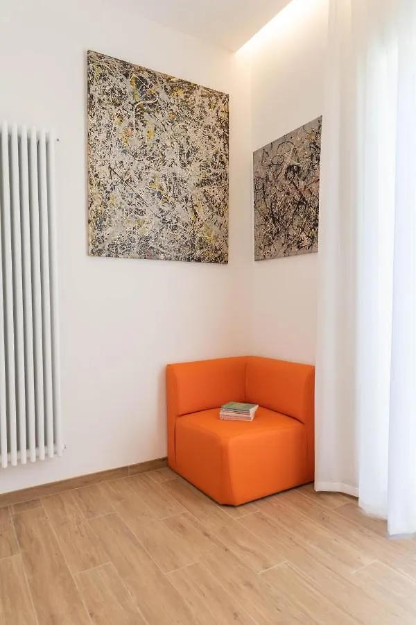 Colosseo Brightful Apartment With Rooftop Rome