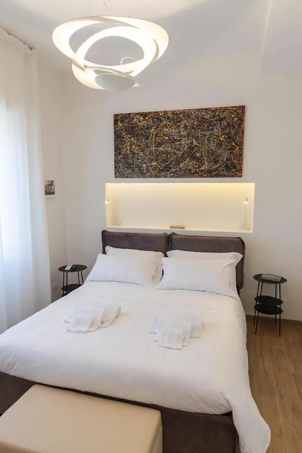 Colosseo Brightful Apartment With Rooftop Rome