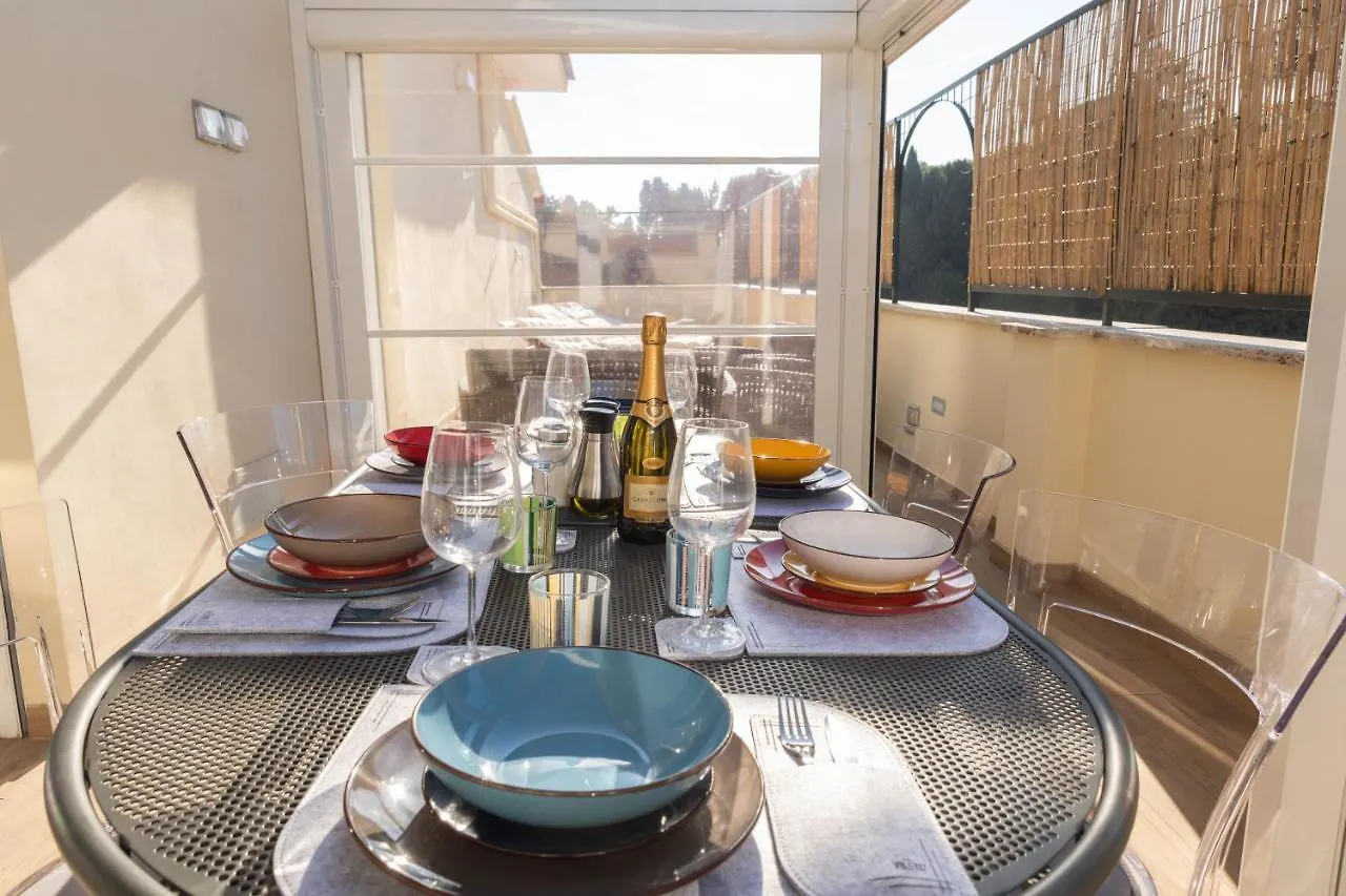 Colosseo Brightful Apartment With Rooftop Rome